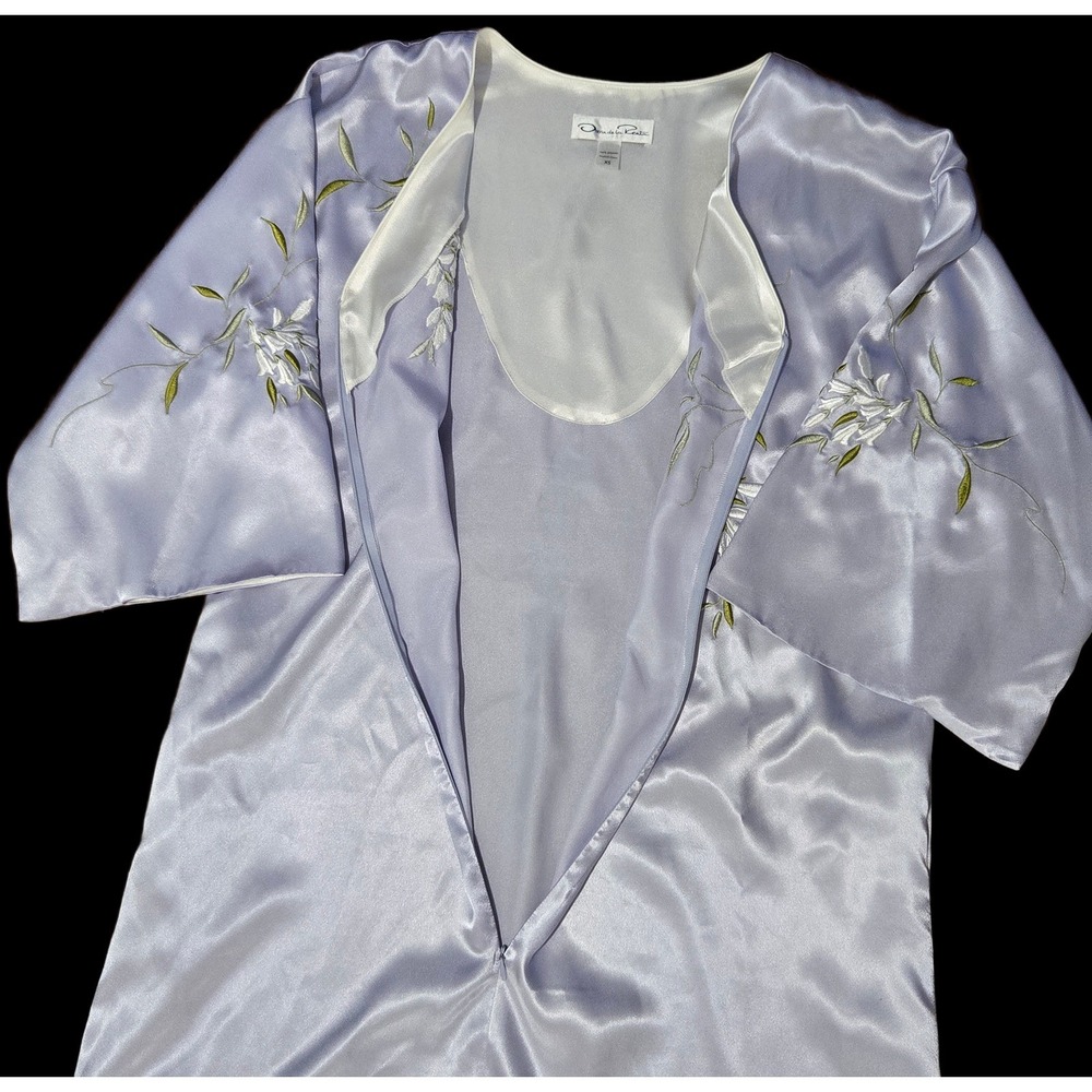 Oscar de la Renta Lavender Satin Embroidered Floral Nightgown Kimono Sleeve XS